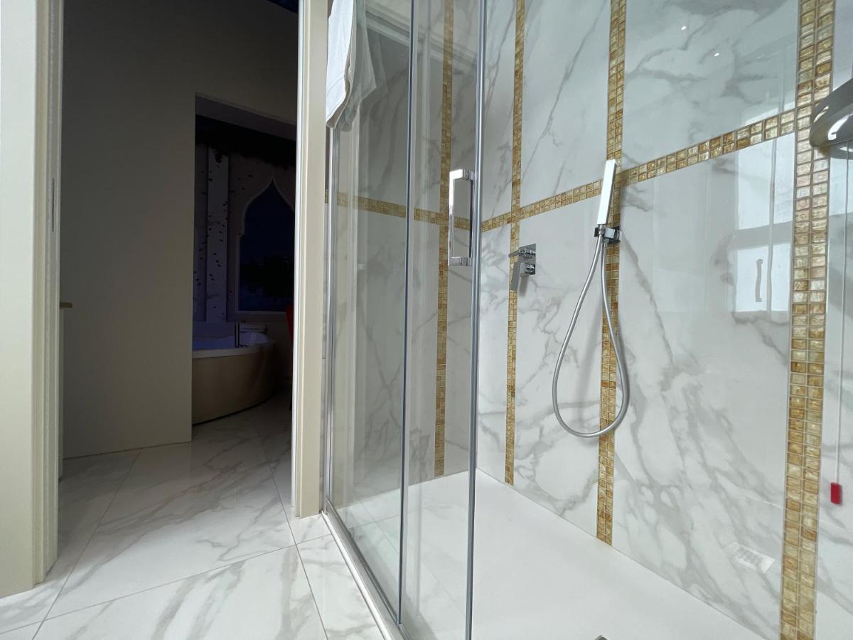 Suite Dreams Montecatini Bagian luar foto